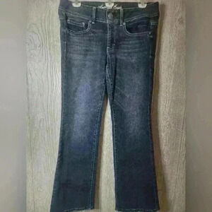 American Eagle orginal boot stretch denim jeans 6 short.